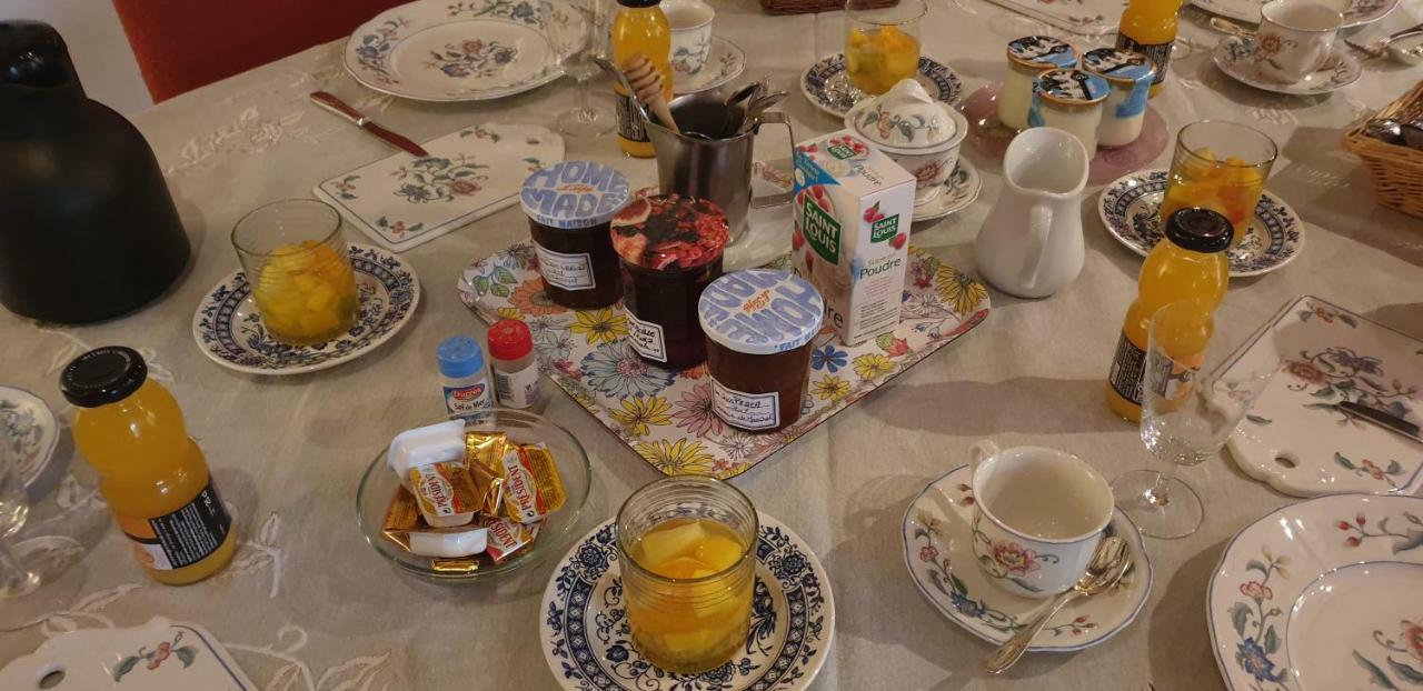 Bed and Breakfast La Ferme De Saint Julien à Charleville-Mézières Extérieur photo